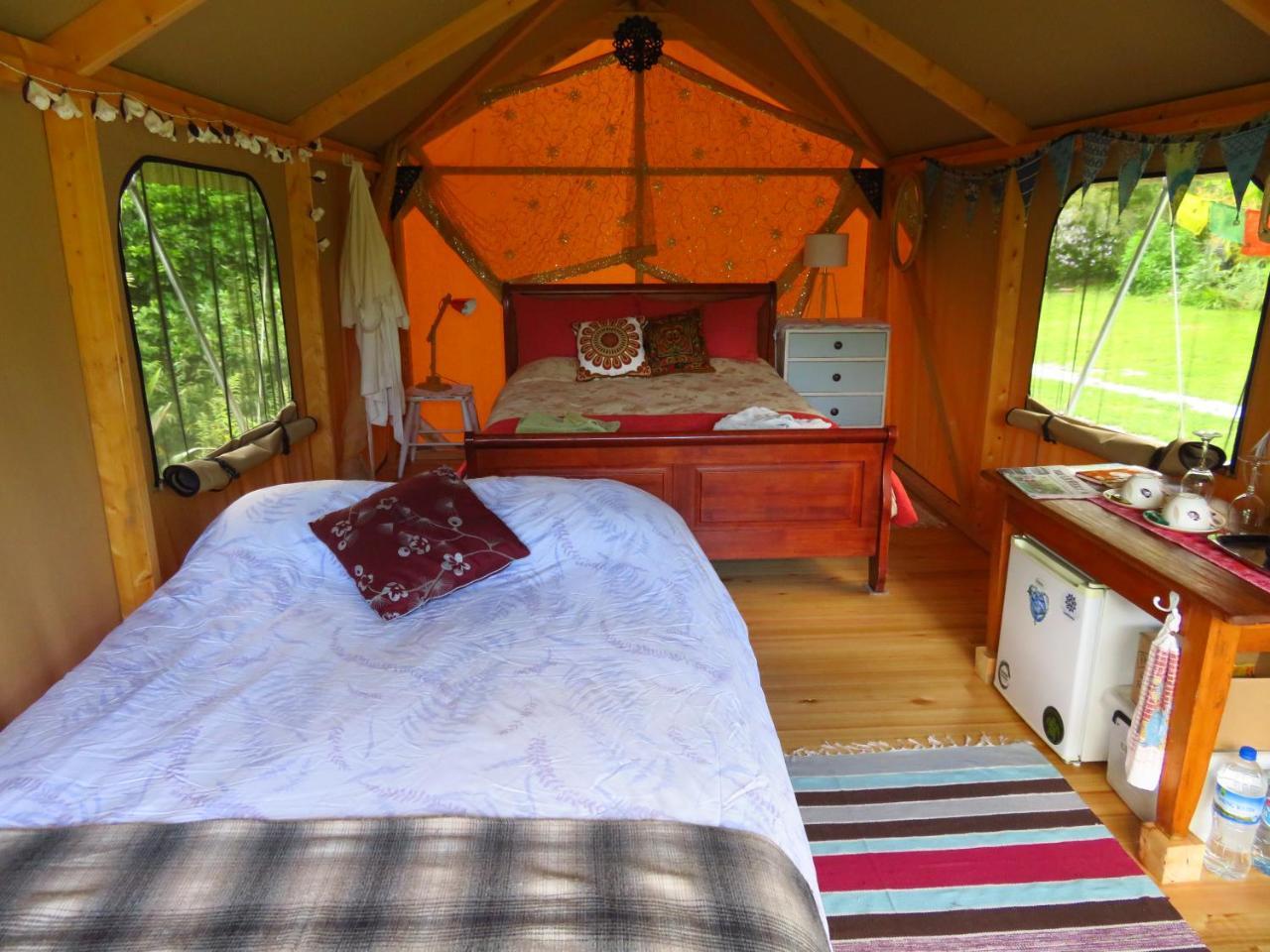 Готель Omarama Oasis - Permaculture Glamping Pohara Екстер'єр фото